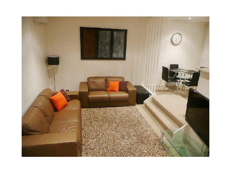 2/51 Ainsworth Street, Mawson ACT 2607