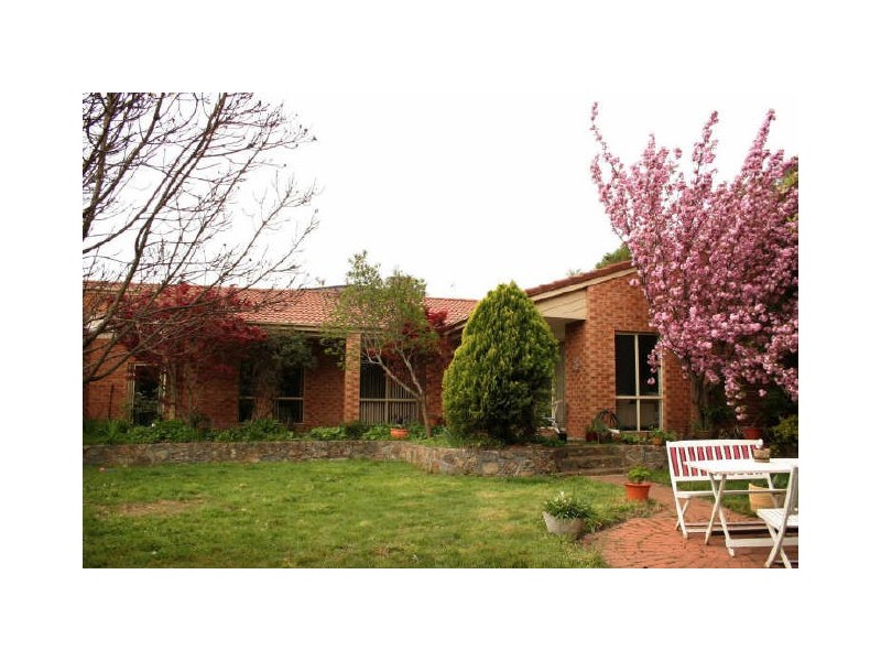 77 Carter Crescent, Calwell ACT 2905