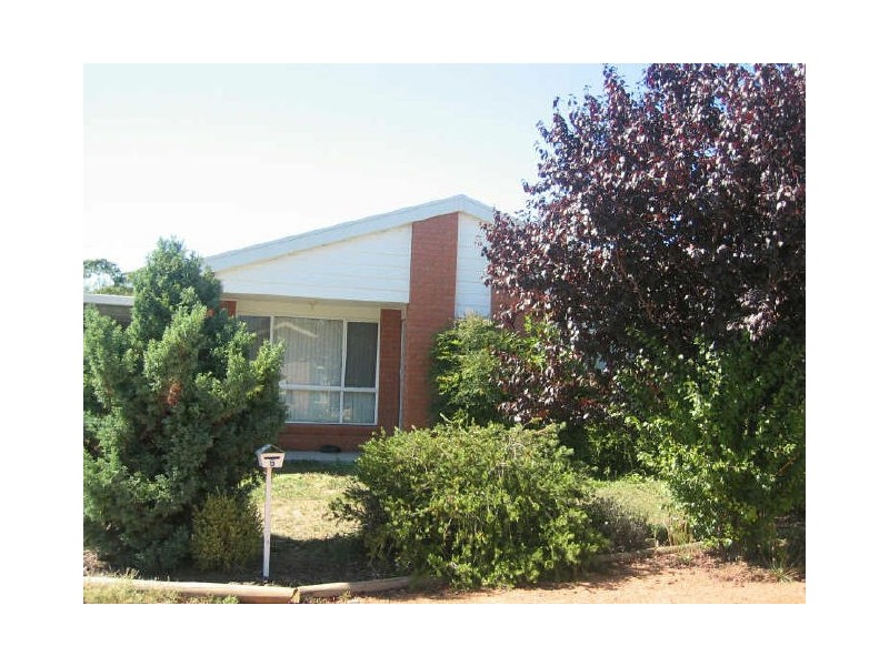 6 Kellick Place, Gordon ACT 2906