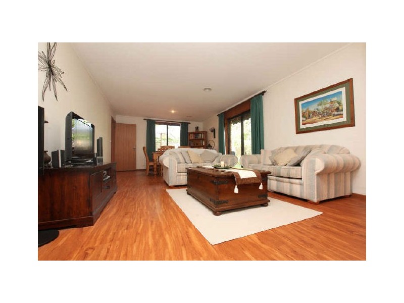 5 Hodel Place, Fadden ACT 2904