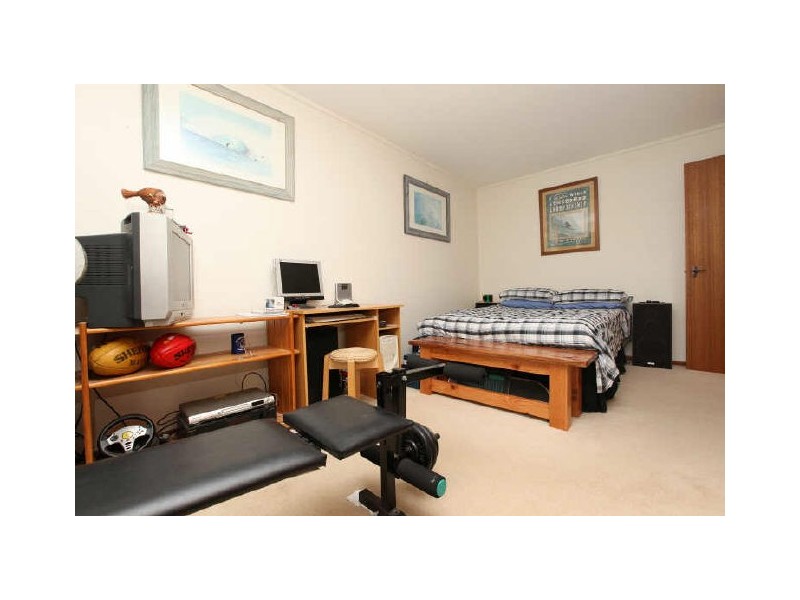 5 Hodel Place, Fadden ACT 2904