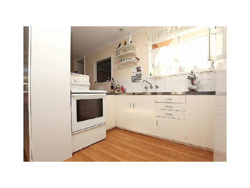 6 Adinda Street, Waramanga ACT 2611