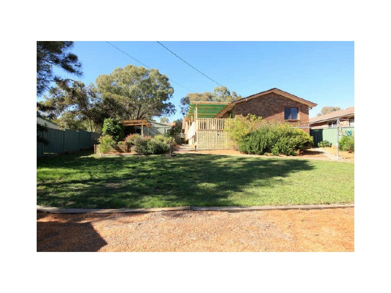 11 Berrell Street, Chisholm ACT 2905