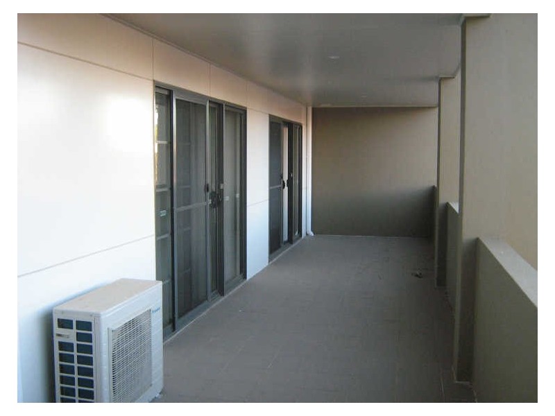 6/1 Cowlishaw Street, Greenway ACT 2900