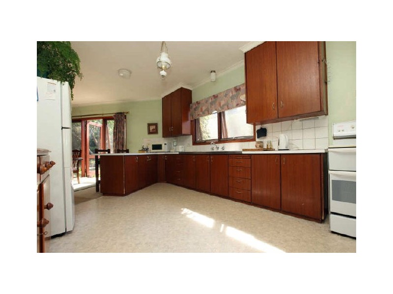 12 Caffyn Place, Garran ACT 2605