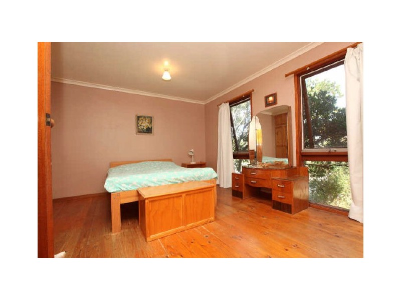 12 Caffyn Place, Garran ACT 2605