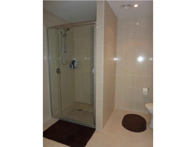 9/1 Cowlishaw Street, Greenway ACT 2900