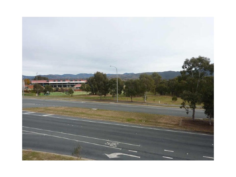 9/1 Cowlishaw Street, Greenway ACT 2900