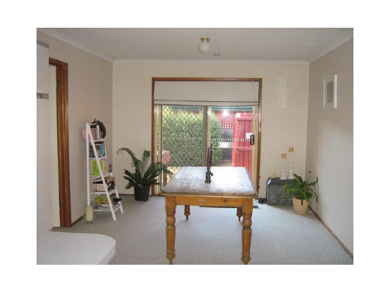 11 Tallon Place, Gordon ACT 2906