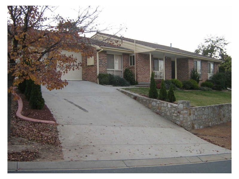 32 Myles Connell Crescent, Gordon ACT 2906