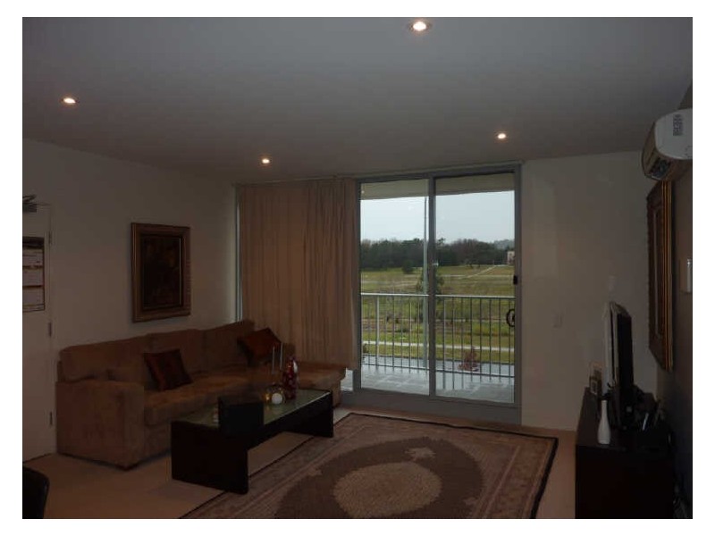 14/60 Callam Street “Sky Plaza”, Phillip ACT 2606