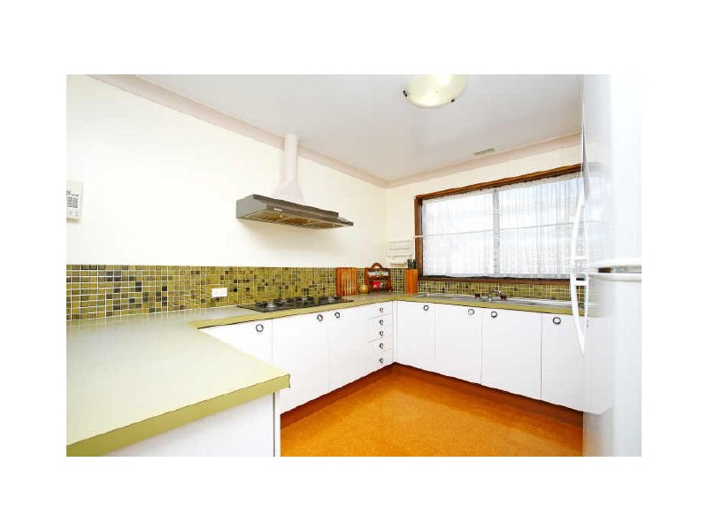 4 Feltus Place, Kambah ACT 2902