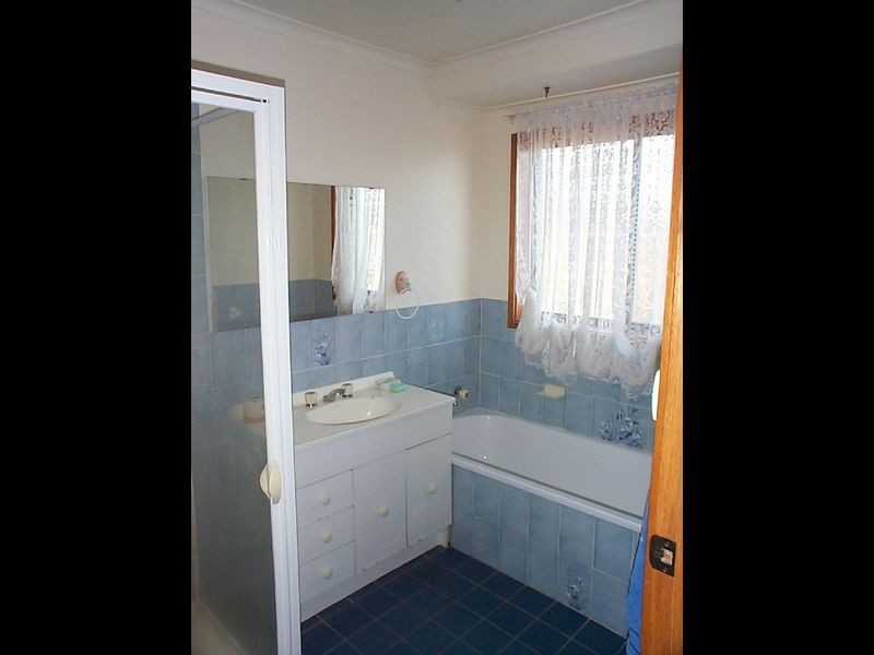 1 Yelland Place, Gilmore ACT 2905