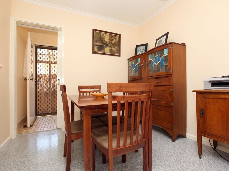 38 Wood Avenue, Queanbeyan NSW 2620