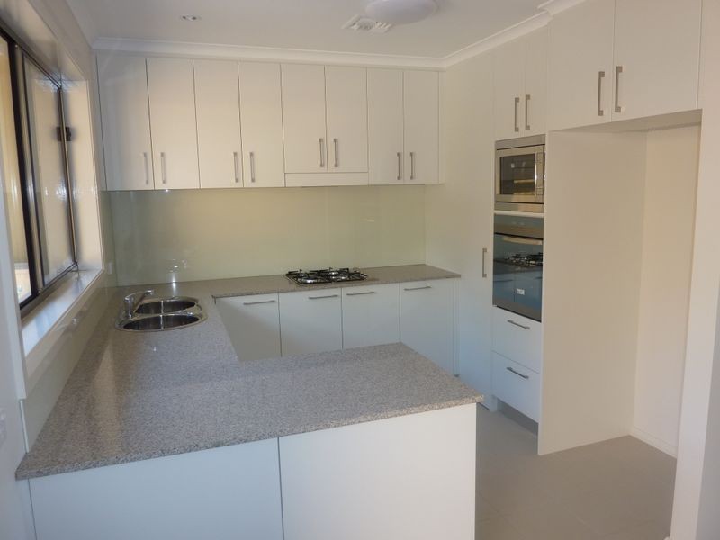 104 Eileen Good Street, Greenway ACT 2900