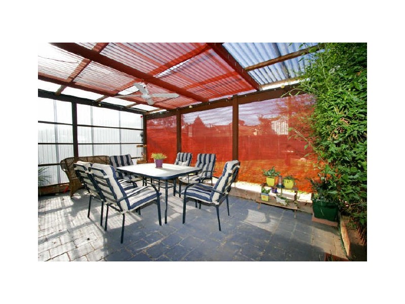 1 Snowball Place, Wanniassa ACT 2903