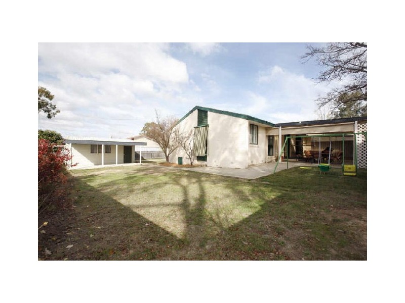 16 Carleton Street, Kambah ACT 2902