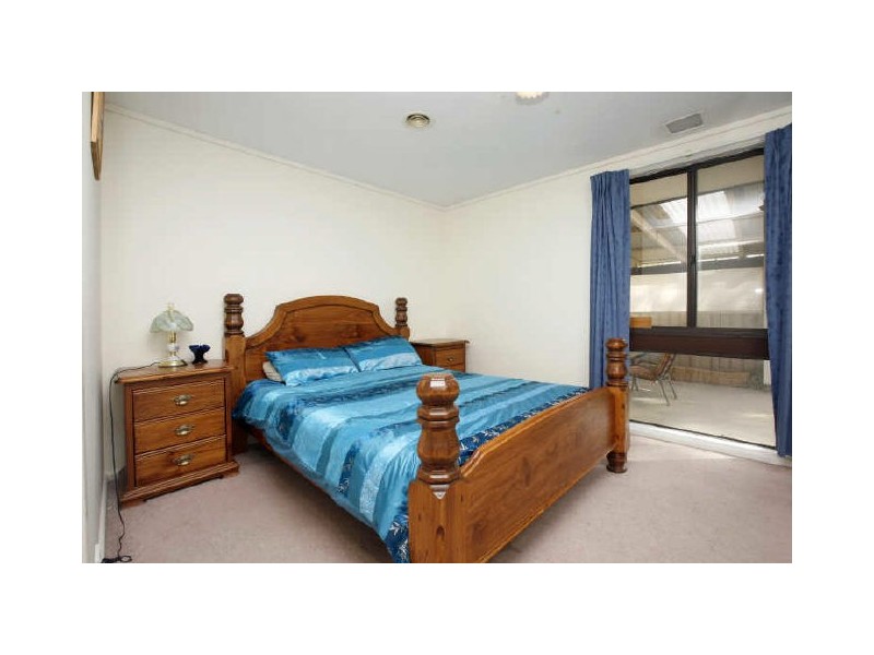16 Carleton Street, Kambah ACT 2902