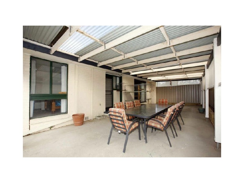 16 Carleton Street, Kambah ACT 2902