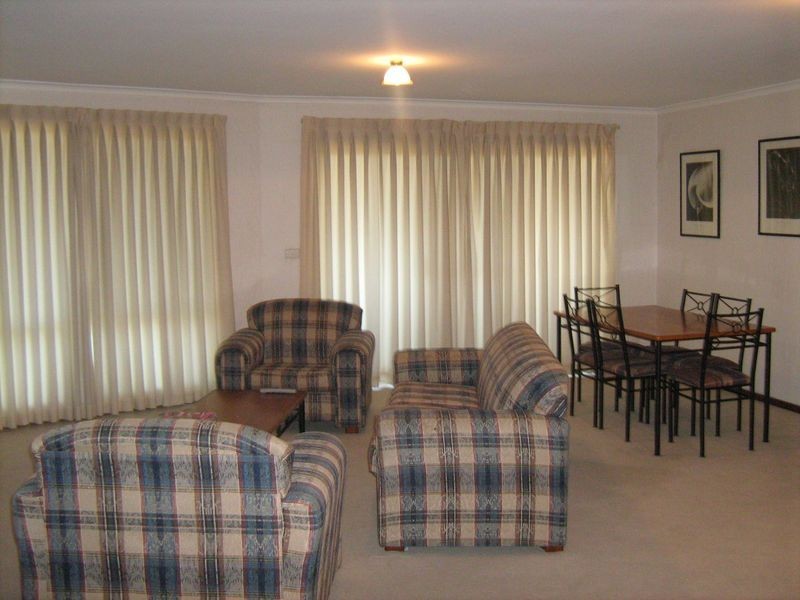 4/11 Tenison Woods Circuit, Bonython ACT 2905