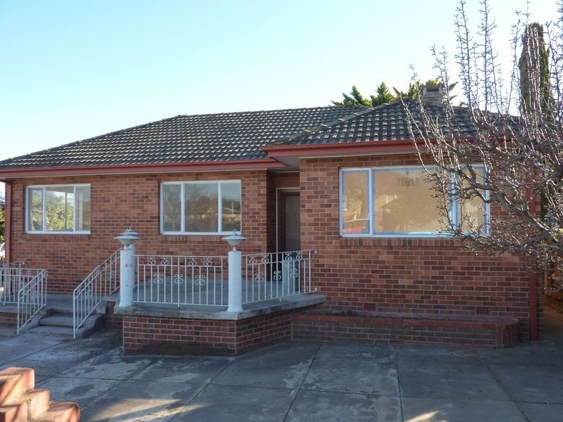 35 Ernest Street, Queanbeyan NSW 2620