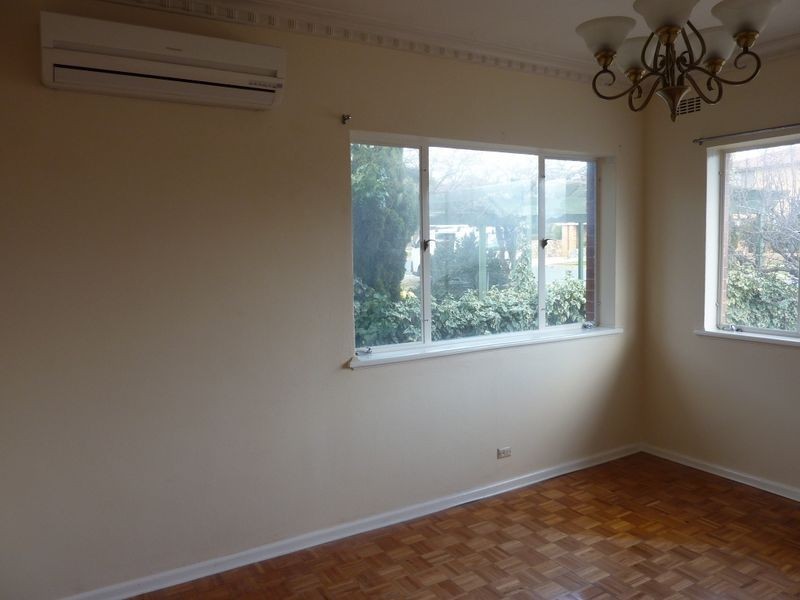 35 Ernest Street, Queanbeyan NSW 2620