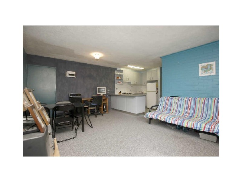10/92 Hodgson Crescent, Pearce ACT 2607