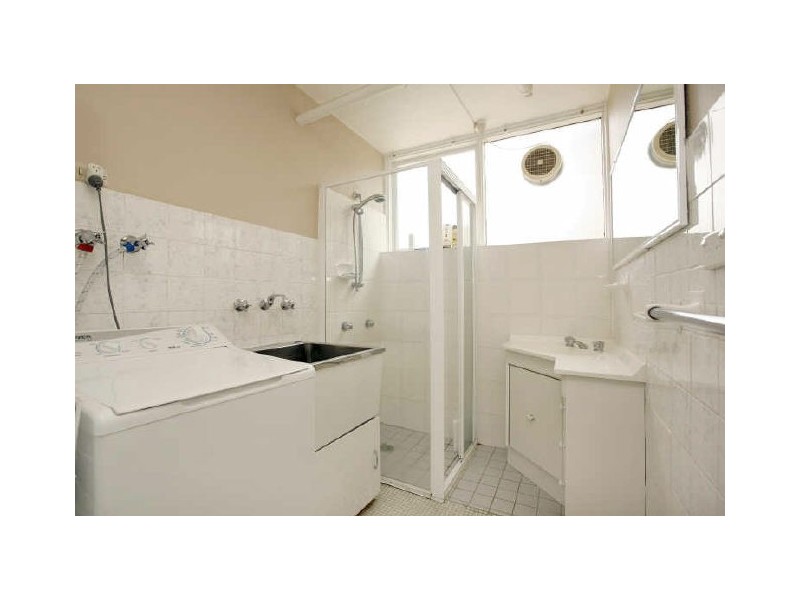 10/92 Hodgson Crescent, Pearce ACT 2607