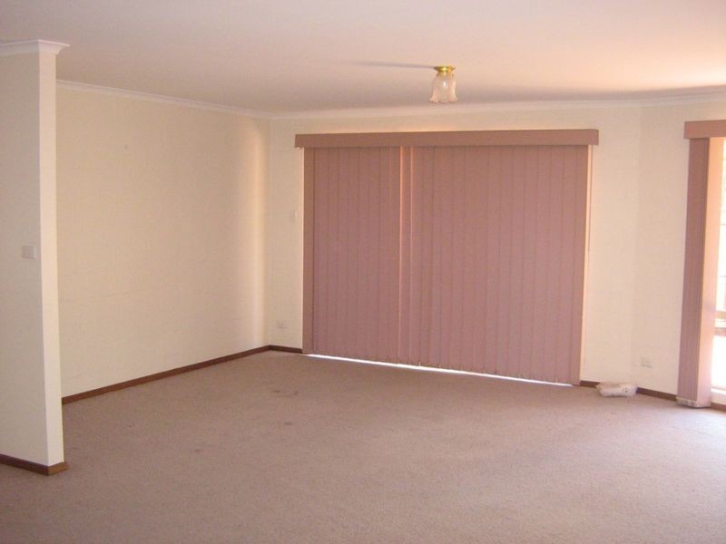 13/15 Tenison Woods Circuit, Bonython ACT 2905