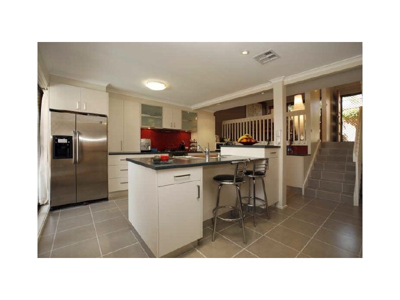 8/22 Namatjira Drive, Weston ACT 2611