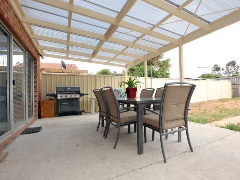 8 Jasper Close, Isabella Plains ACT 2905