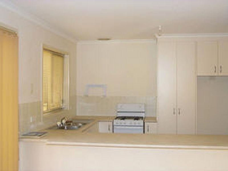 6 Tindall Place, Conder ACT 2906