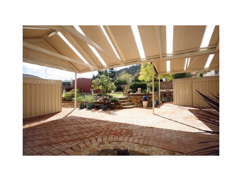 17 Russell Drysdale Crescent, Conder ACT 2906