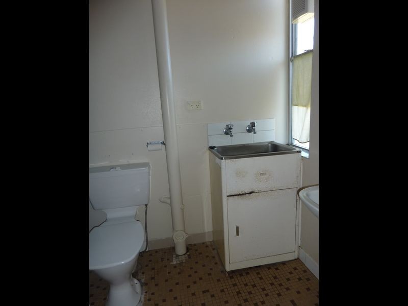 1/20 Carrington Street, Queanbeyan NSW 2620
