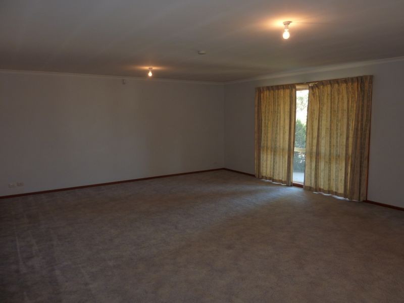45A Mollee Crescent, Isabella Plains ACT 2905