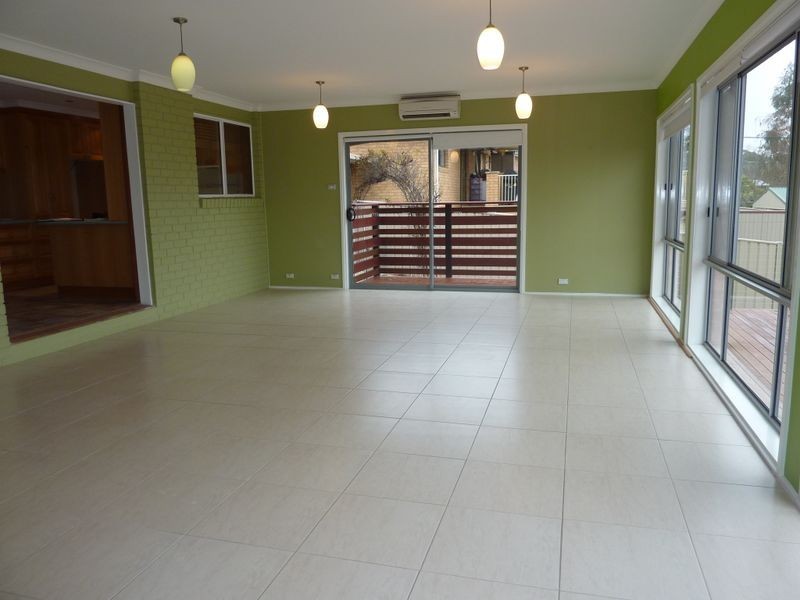 105 Outtrim Avenue, Calwell ACT 2905