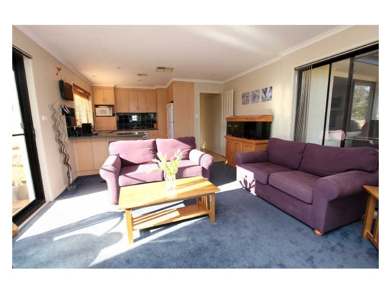 49 Oxenham Circuit, Gordon ACT 2906