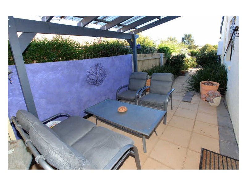 49 Oxenham Circuit, Gordon ACT 2906
