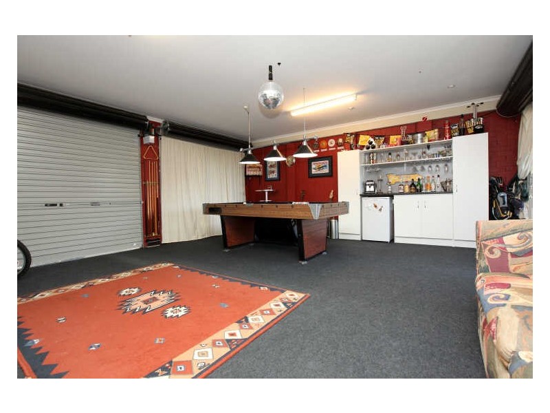 49 Oxenham Circuit, Gordon ACT 2906