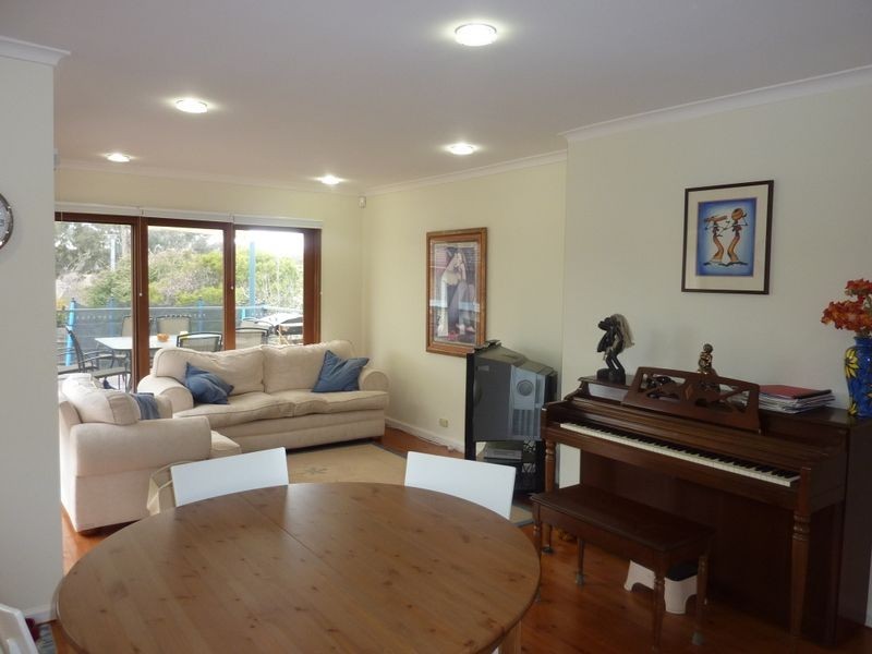 4 Ossa Place, Lyons ACT 2606
