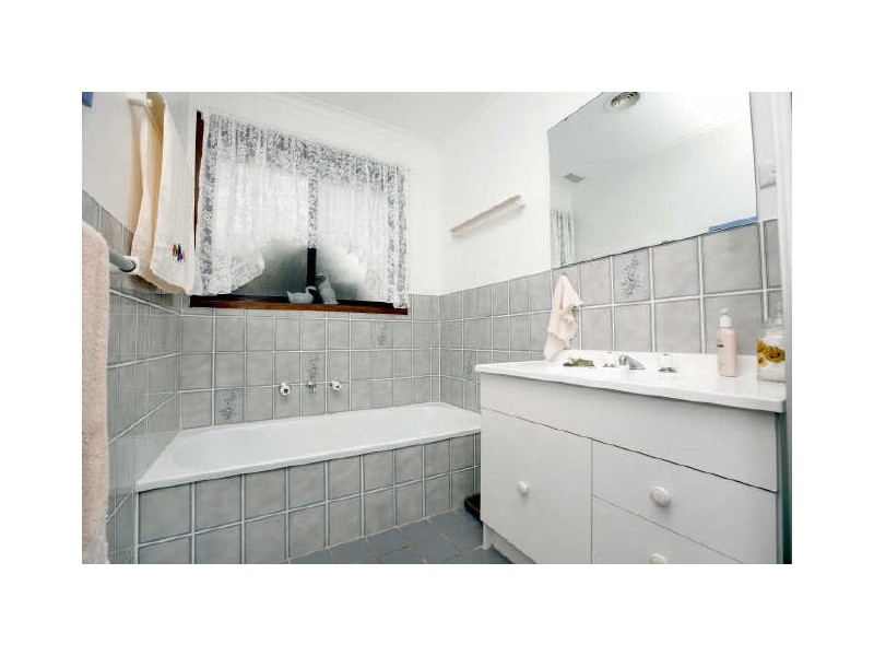 6 Cheyne Place, Kambah ACT 2902