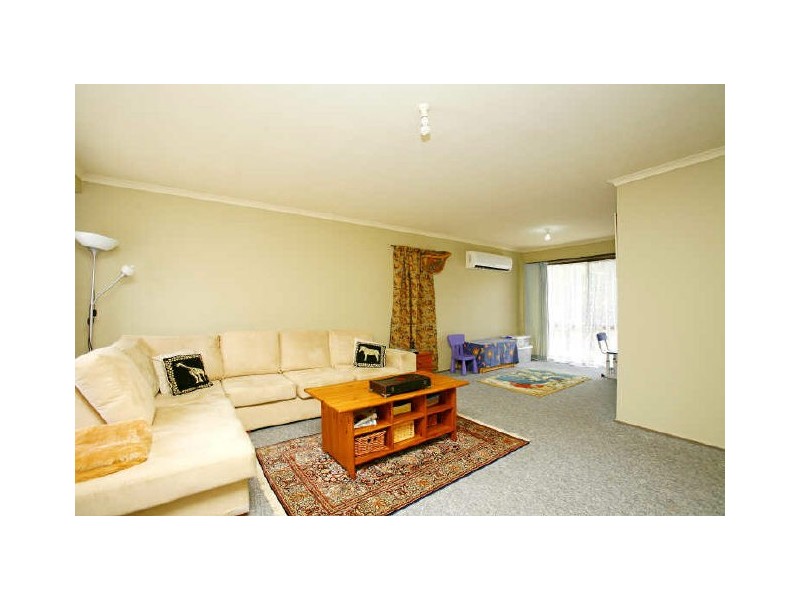 14 Australie Close, Gilmore ACT 2905