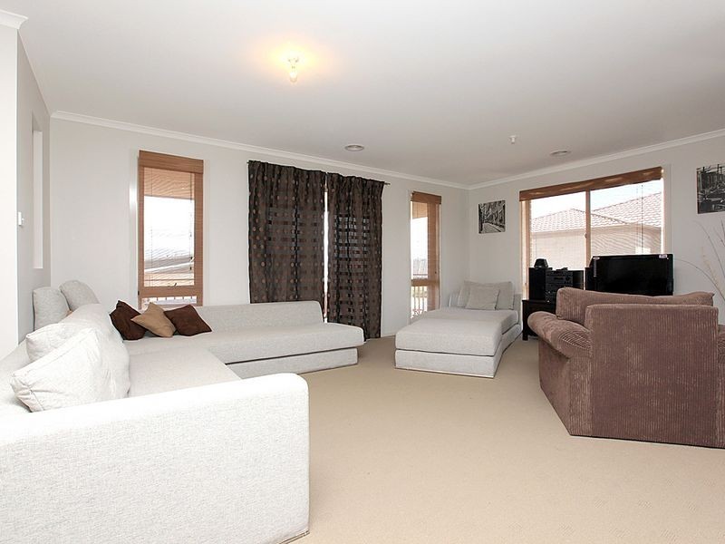 13 Booderee Place, Banks ACT 2906