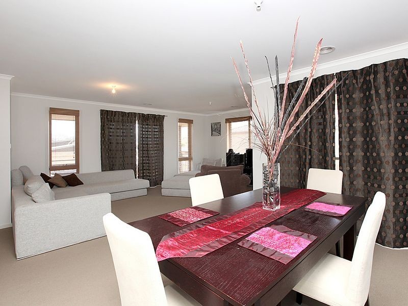 13 Booderee Place, Banks ACT 2906