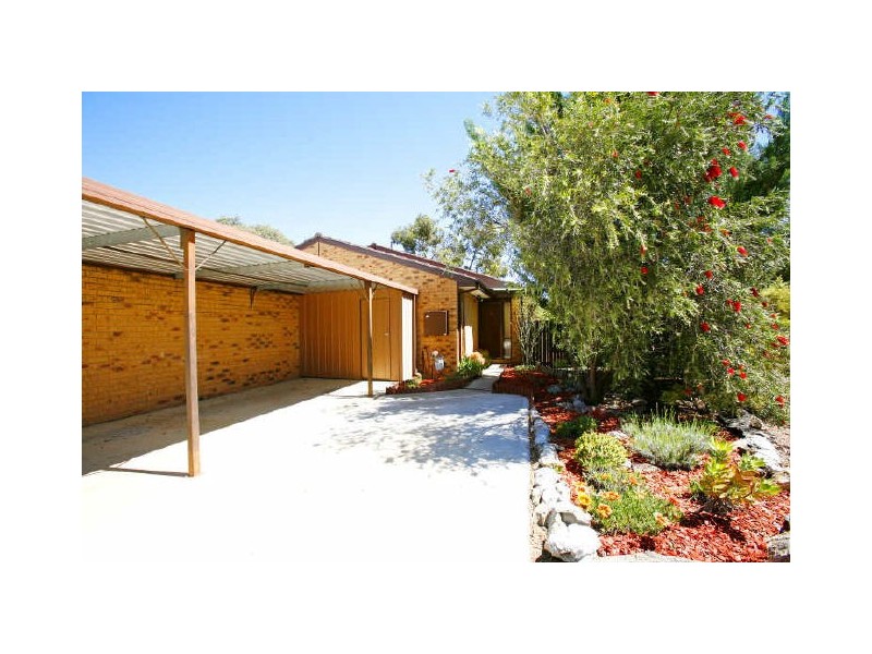 11/6 Beazley Crescent, Calwell ACT 2905