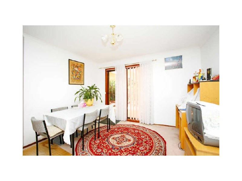 11/6 Beazley Crescent, Calwell ACT 2905