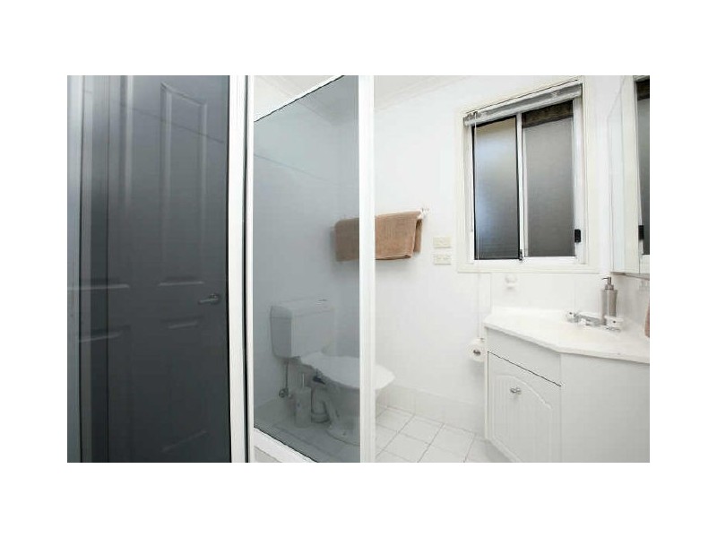 27 Clare Dennis Avenue, Gordon ACT 2906