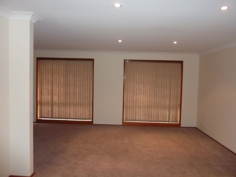 28A Hansen Circuit, Isaacs ACT 2607