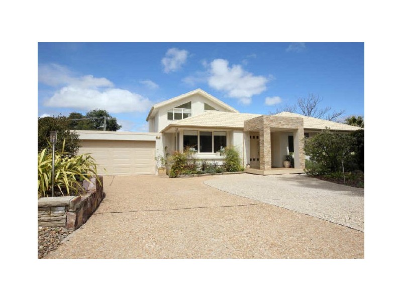 37 Dash Crescent, Fadden ACT 2904