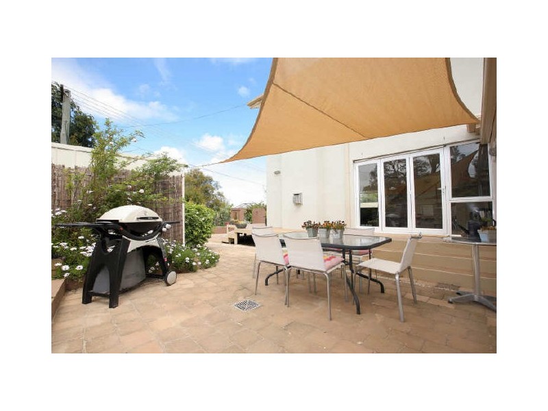 37 Dash Crescent, Fadden ACT 2904